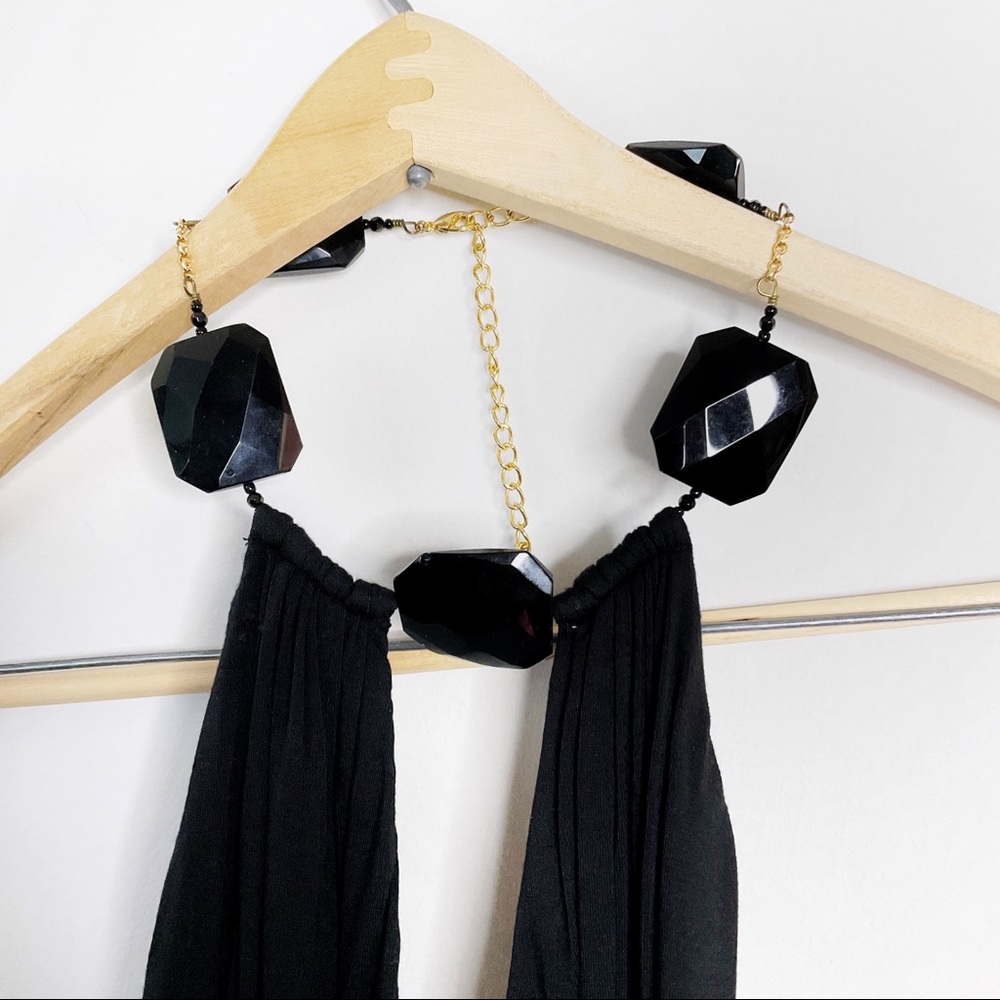 Sky halter top black with black chunky headed necklace collar